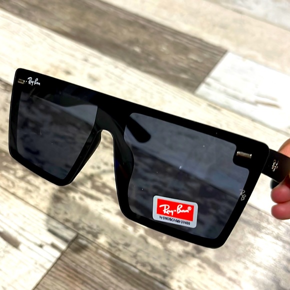 Matte black sunnies - Picture 1 of 2